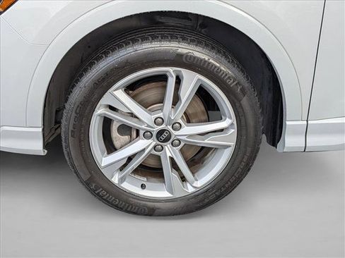 Used 2021 Audi Q3 2.0T Premium w/ 19" Wheel Package image 23