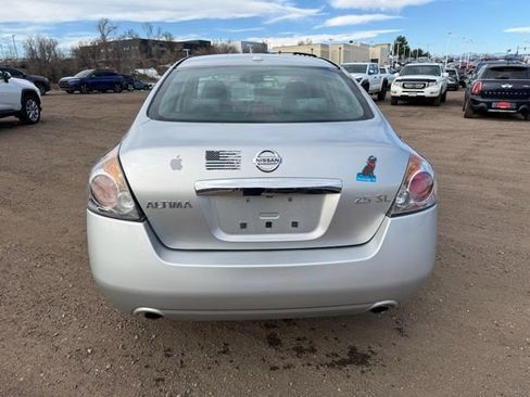 Used 2010 Nissan Altima 2.5 SL w/ SL Pkg image 3