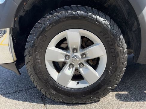 Used 2016 RAM 1500 ST w/ SXT Appearance Group AWD/4WD image 40