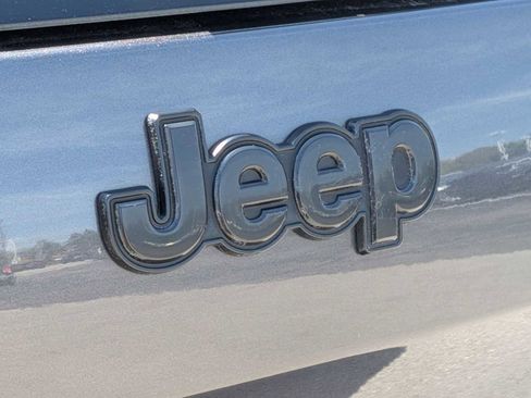 Used 2016 Jeep Cherokee Sport w/ Cold Weather Group AWD/4WD image 15