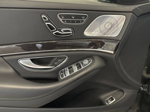 Used 2019 Mercedes-Benz S 560 4MATIC Sedan image 18