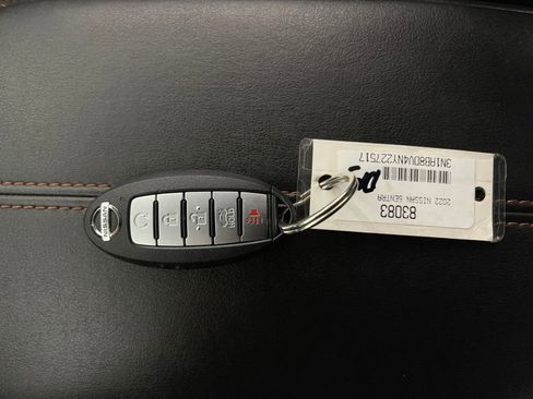 Used 2022 Nissan Sentra SR w/ SR Premium Package image 24