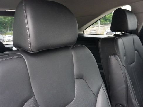 Used 2023 Kia Sorento SX FWD image 39