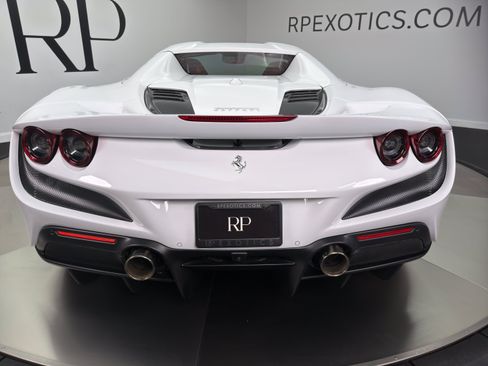 Used 2023 Ferrari F8 Tributo RWD image 22