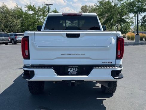 Used 2023 GMC Sierra 3500 AT4 w/ AT4 Premium Plus Package AWD/4WD image 7