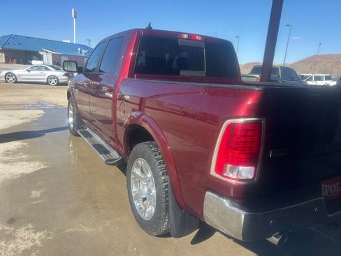 Used 2016 RAM 1500 Laramie w/ Convenience Group AWD/4WD image 4