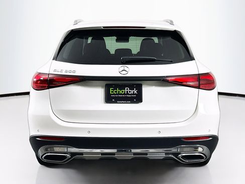 Used 2024 Mercedes-Benz GLC 300 image 7