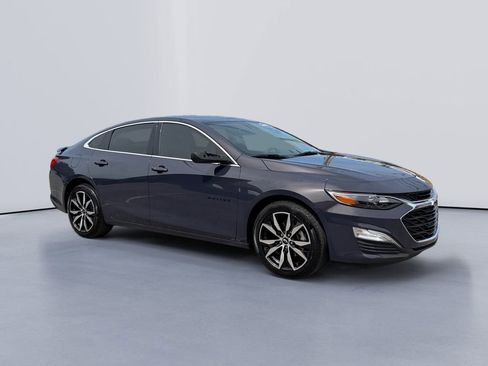 Used 2025 Chevrolet Malibu RS w/ LPO, Floor Liner Package FWD image 1