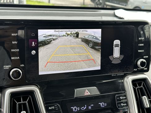 Certified 2022 Kia Sorento S FWD image 21