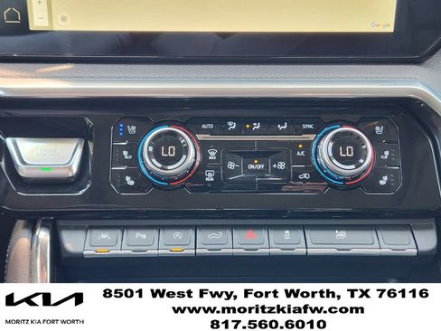 Used 2022 GMC Sierra 1500 Denali w/ Technology Package RWD image 18