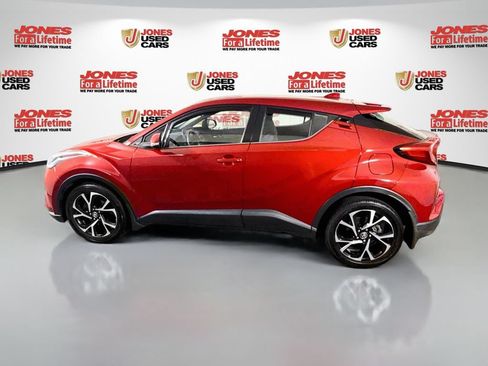 Certified 2021 Toyota C-HR XLE FWD image 13
