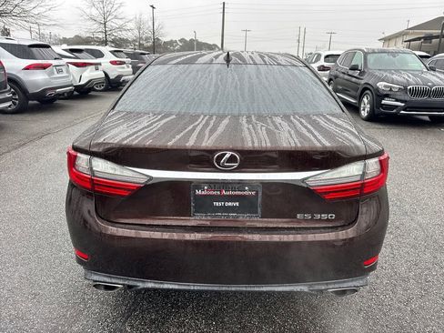 Used 2016 Lexus ES 350 350 w/ Luxury Package w/Wood Trim image 6