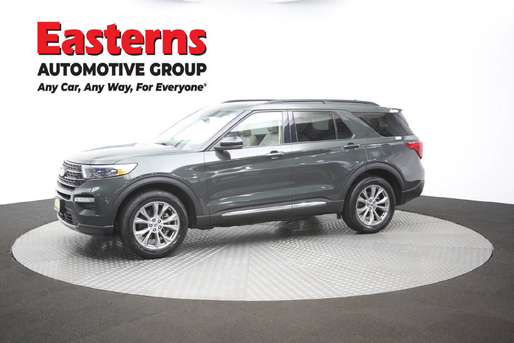 Used 2023 Ford Explorer XLT w/ Equipment Group 202A AWD/4WD image 65