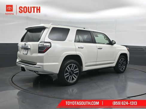 Used 2023 Toyota 4Runner Limited AWD/4WD image 2
