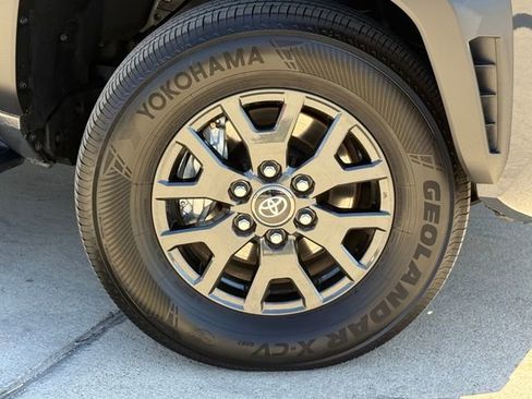 Used 2025 Toyota 4Runner SR5 image 2