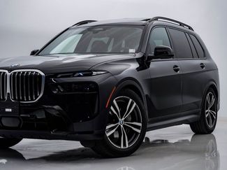 Used 2024 BMW X7 xDrive40i w/ M Sport Package video 2