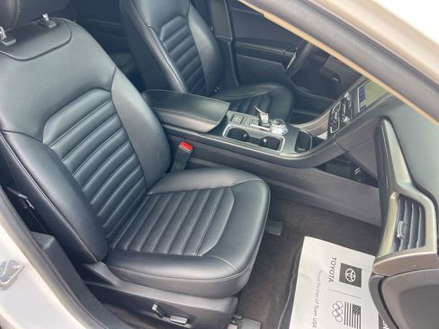 Used 2020 Ford Fusion SEL image 22