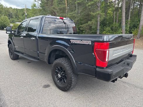Used 2022 Ford F250 Platinum w/ Tremor Off-Road Package image 6