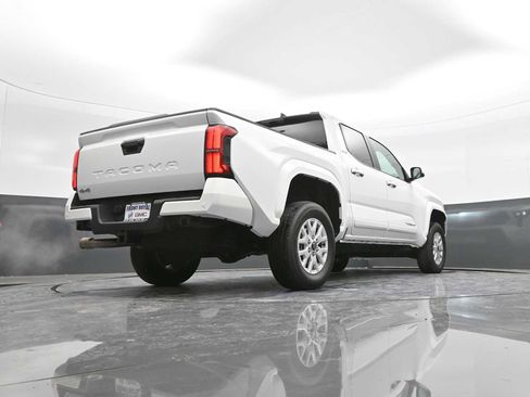 Used 2024 Toyota Tacoma SR5 image 39
