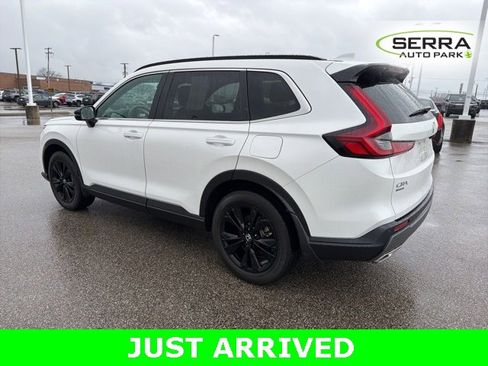 Used 2024 Honda CR-V Sport Touring image 4