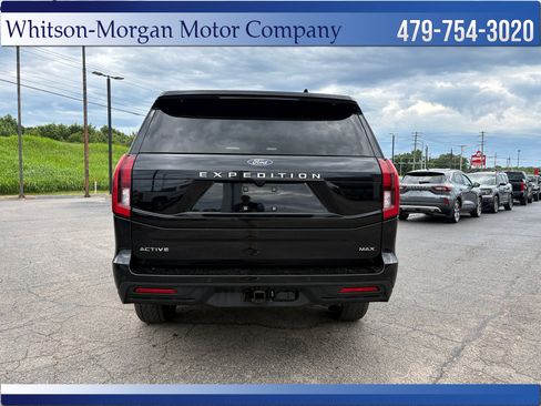 Used 2025 Ford Expedition Max Active AWD/4WD image 4