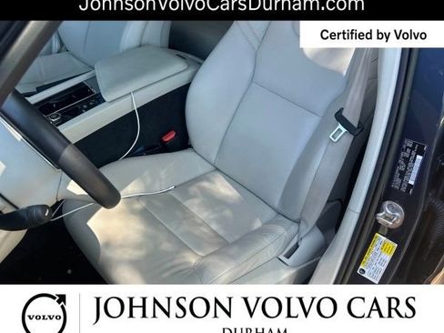 Used 2023 Volvo XC60 B5 Plus w/ Climate Package AWD/4WD image 8