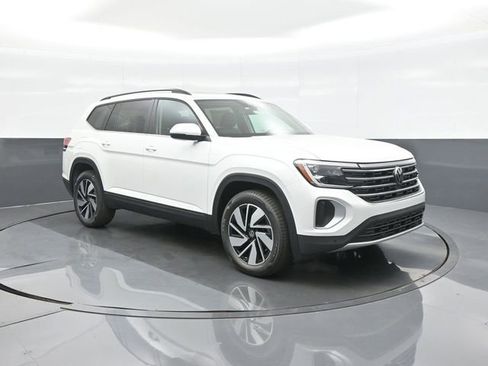 New 2026 Volkswagen Atlas SE AWD/4WD image 1