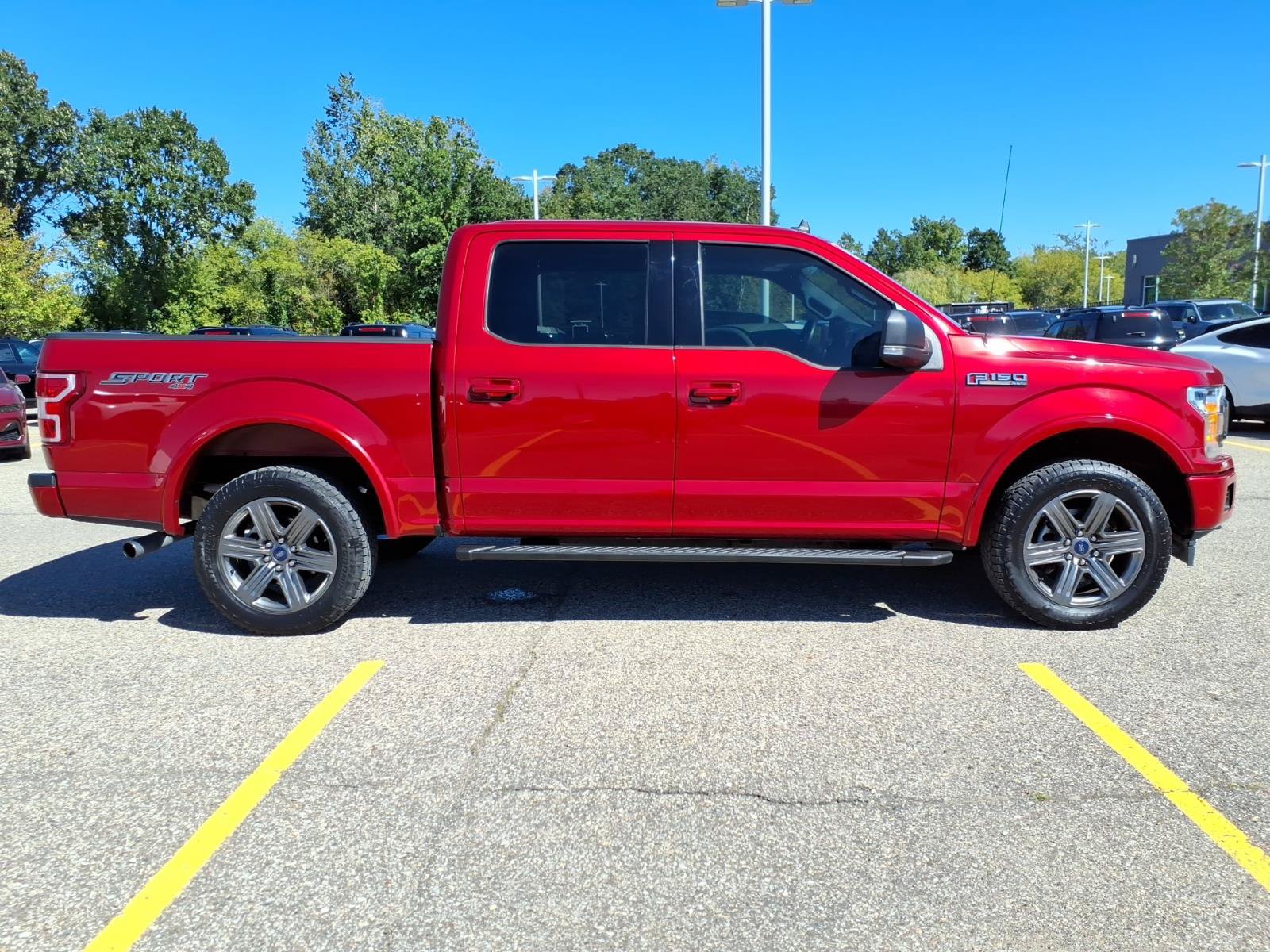 Used 2020 Ford F150 XLT w/ Equipment Group 302A Luxury AWD/4WD image 9