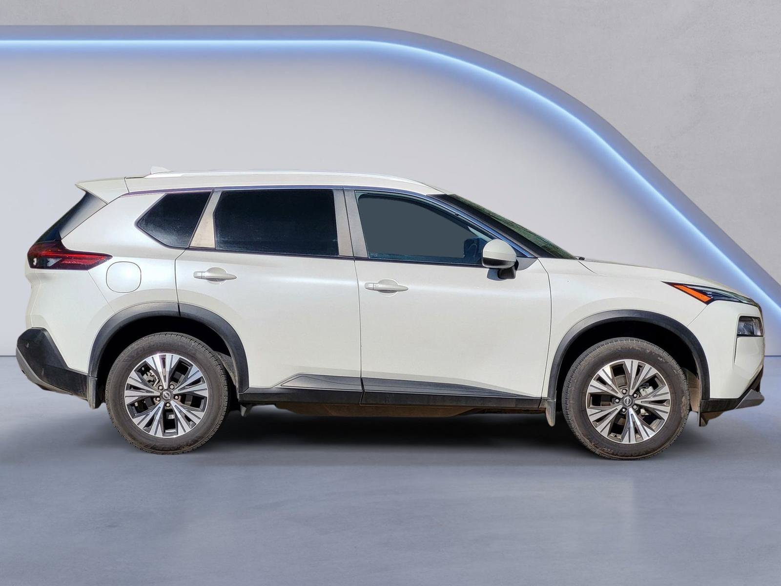 Used 2023 Nissan Rogue SV w/ SV Premium B Package AWD/4WD image 4