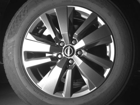 Used 2025 Nissan Pathfinder SV FWD image 18