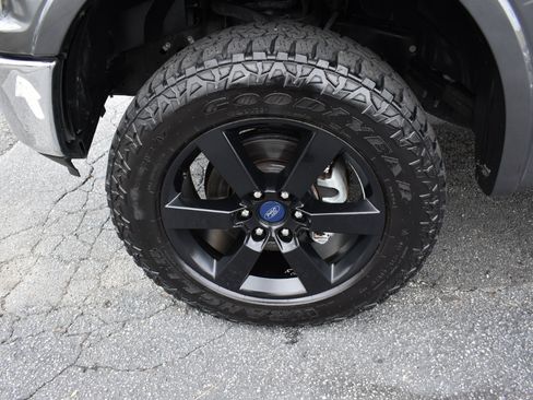 Used 2019 Ford F150 Lariat image 35