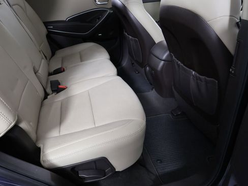 Used 2017 Hyundai Santa Fe Sport image 23