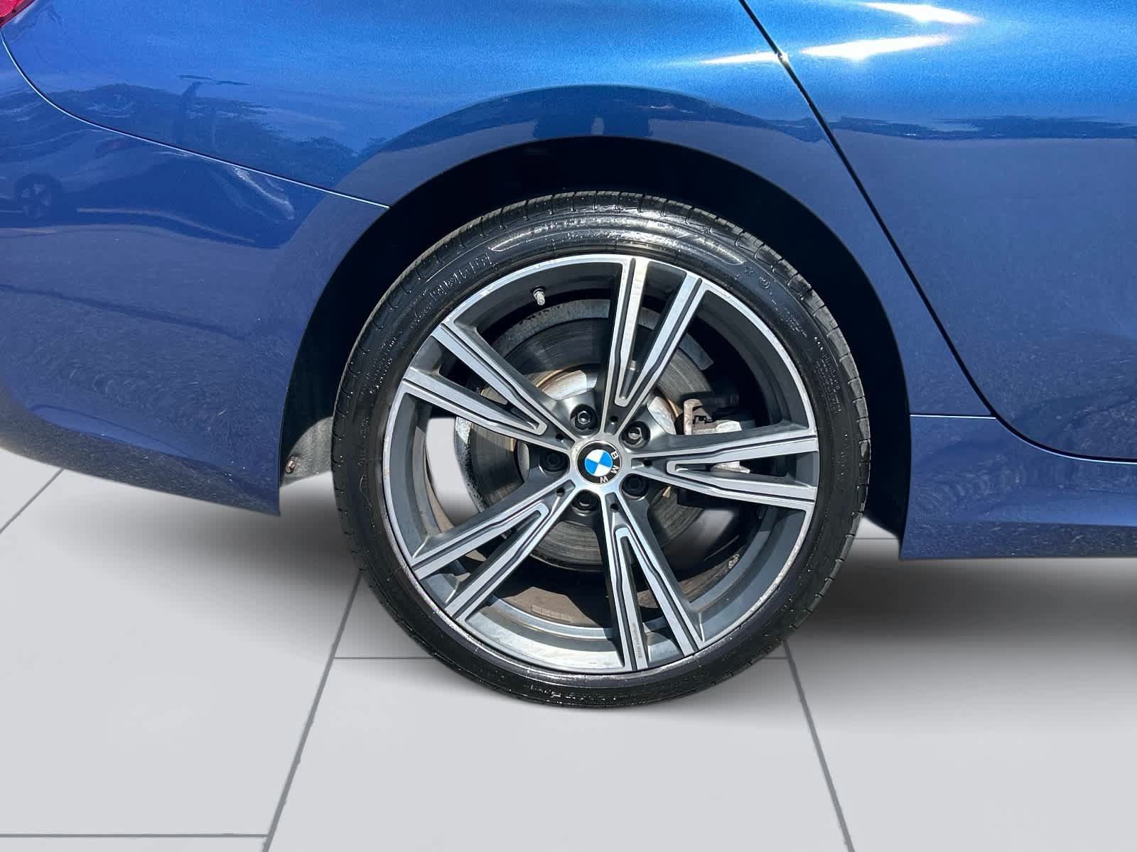 Used 2022 BMW 330i xDrive Sedan w/ Driving Assistance Package AWD/4WD image 11