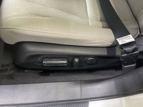 Used 2024 Honda Accord EX image 12