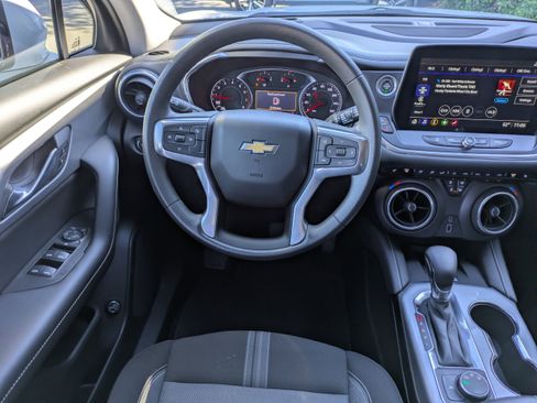 Used 2023 Chevrolet Blazer LT w/ Convenience Package image 18