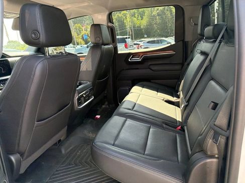 Used 2023 GMC Sierra 1500 Denali w/ Technology Package RWD image 6