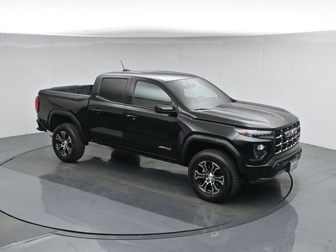 Used 2023 GMC Canyon AT4 image 44