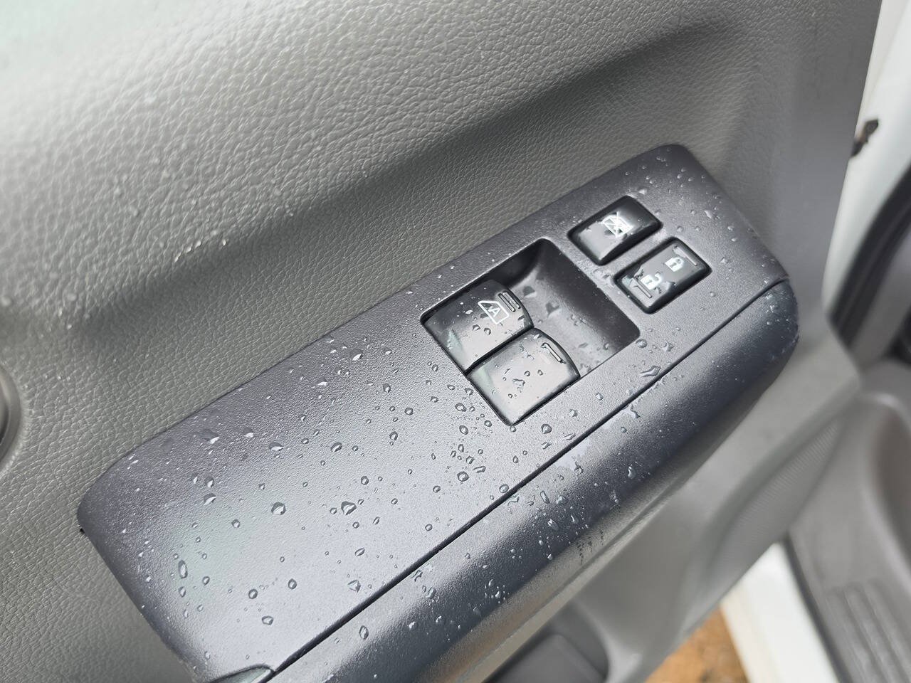 Used 2018 Nissan NV 1500 S RWD image 9