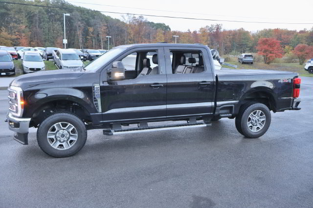 Used 2024 Ford F250 Lariat AWD/4WD image 5
