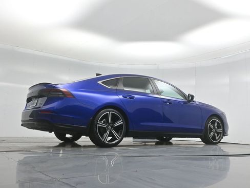 Used 2023 Honda Accord Sport image 46