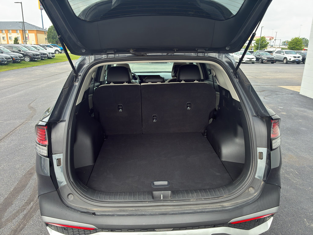 Used 2023 Kia Sportage EX FWD image 9
