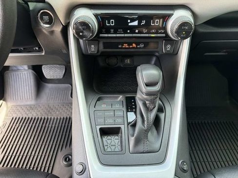 Used 2023 Toyota RAV4 XLE AWD/4WD image 30
