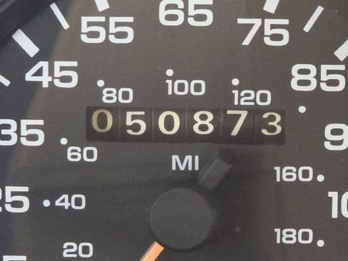 Used 1990 Dodge Grand Caravan LE image 70