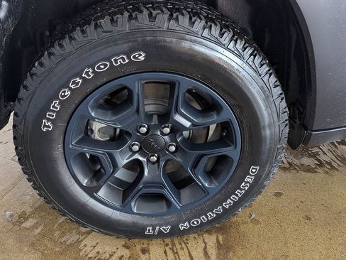 Used 2022 Jeep Cherokee Latitude w/ Sun & Sound Group image 44