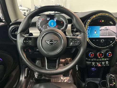 Certified 2024 MINI Cooper S w/ Signature Upholstery Package FWD image 16