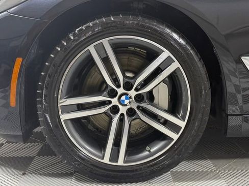 Used 2023 BMW 530i xDrive AWD/4WD image 9