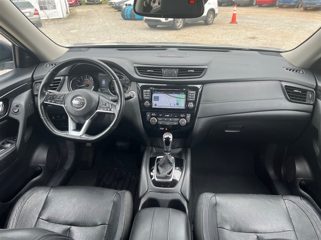 Used 2017 Nissan Rogue SL FWD image 15