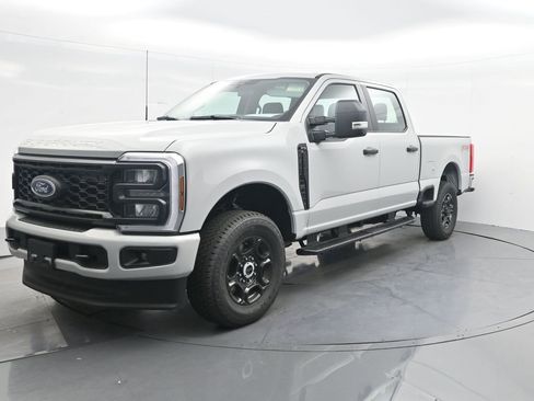New 2026 Ford F250 XL w/ STX Appearance Package AWD/4WD image 1