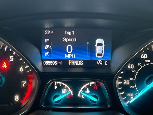 Used 2018 Ford Escape SEL image 15