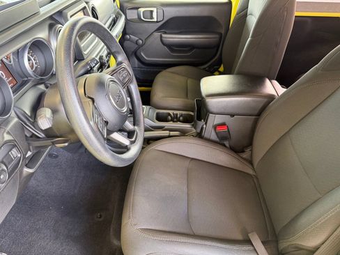Used 2023 Jeep Wrangler Sport AWD/4WD image 5